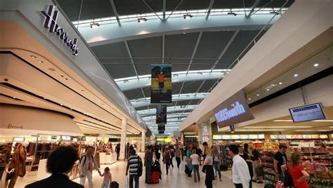 london heathrow shops terminal 3